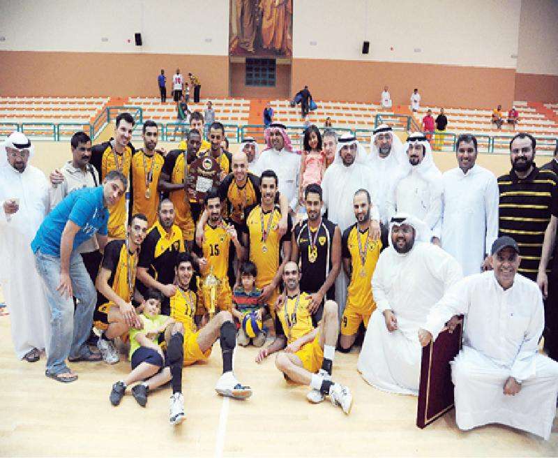 طائرة القادسية تحقق ثنائية الدوري والكأس