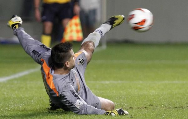 2013-05-31t031056z_1954229076_gm1e95v0uzl01_rtrmadp_3_soccer-libertadores_reuters