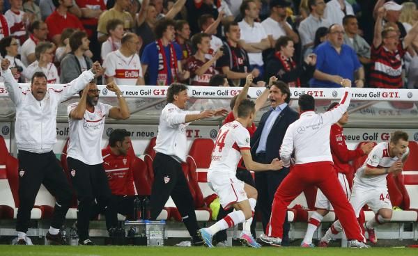 2013-04-17t203321z_1400889757_bm2e94h1qki01_rtrmadp_3_soccer-germany_reuters
