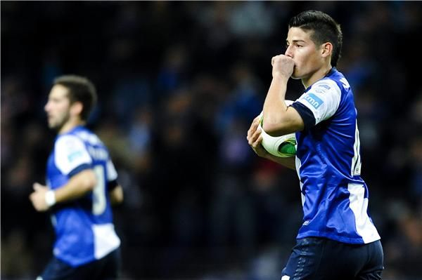 الثنائي موتينيو ورودريجيز أدخلا لبورتو 70 مليون يورو