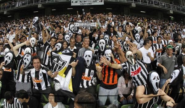 2013-05-31t021722z_1201913140_gm1e95v0si301_rtrmadp_3_soccer-libertadores_reuters