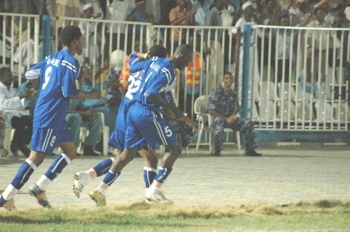 فرحة لاعبي الهلال بالهدف الأول