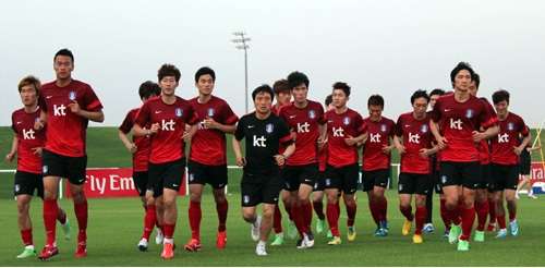 تدريبات منتخب كوريا الجنوبية في معسكر دبي الإماراتي