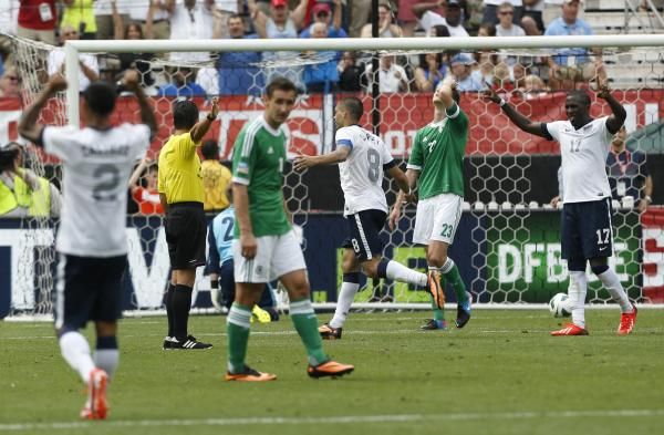 2013-06-02t205230z_524006255_gm1e9630dg101_rtrmadp_3_soccer-friendly_reuters