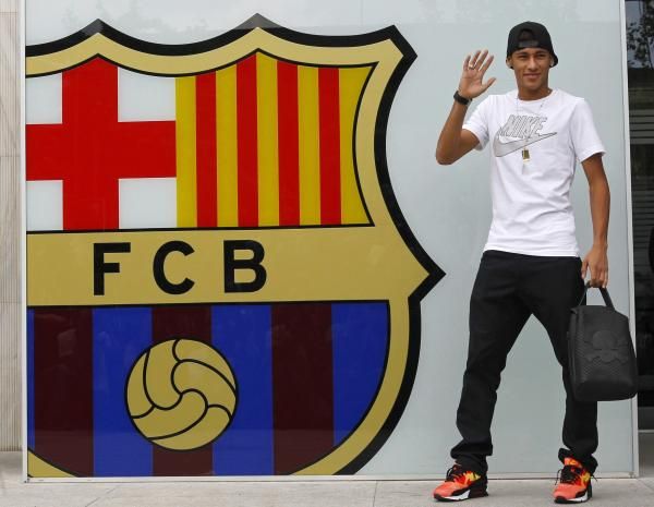 نيمار دا سيلفا بعد وصوله إلى برشلونة