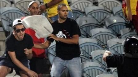 صورة ارشيفية لاعتداء الجماهير