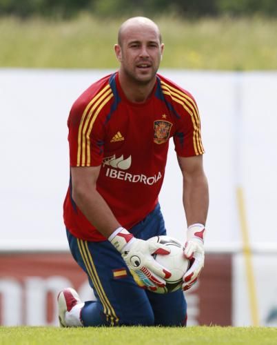 2012-05-27t111558z_01_mik08_rtridsp_3_soccer-spain_reuters