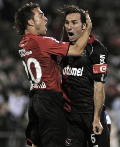 2010-10-07t012931z_01_bas02_rtridsp_3_soccer_reuters