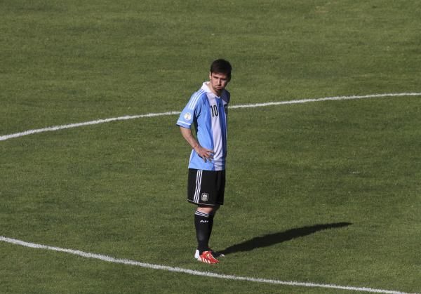 2013-03-26t221612z_289756130_gm1e93r0hbv01_rtrmadp_3_soccer-world_reuters