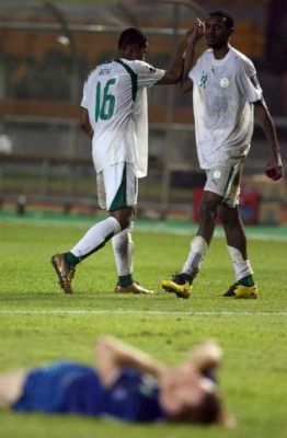 هل يبكي الصقور الساموراي كما أبكى الأوزبك؟