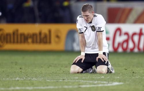 2010-07-07t203215z_01_wcp393_rtridsp_3_soccer-world_reuters