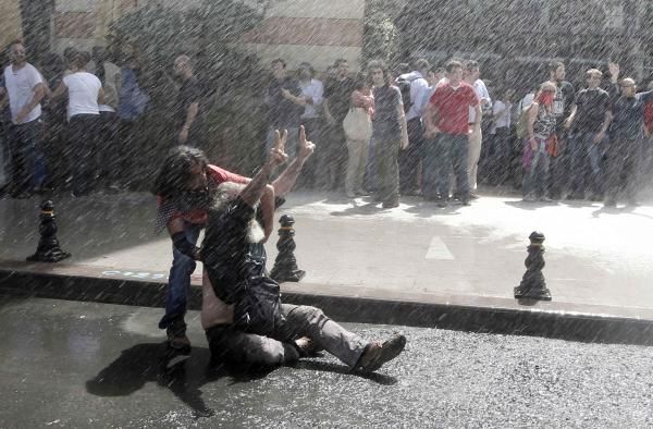 2013-05-31t102345z_1259108531_gm1e95v1f0n01_rtrmadp_3_turkey_reuters