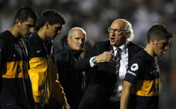 2013-05-16t031548z_1277631650_gm1e95g0v6r01_rtrmadp_3_soccer-libertadores_reuters