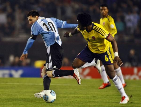 2013-06-07t233940z_473217649_gm1e9680l7e01_rtrmadp_3_soccer-world_reuters