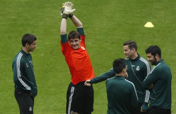 2013-04-23t162154z_1915929581_bm2e94n1eu801_rtrmadp_3_soccer-champions_reuters