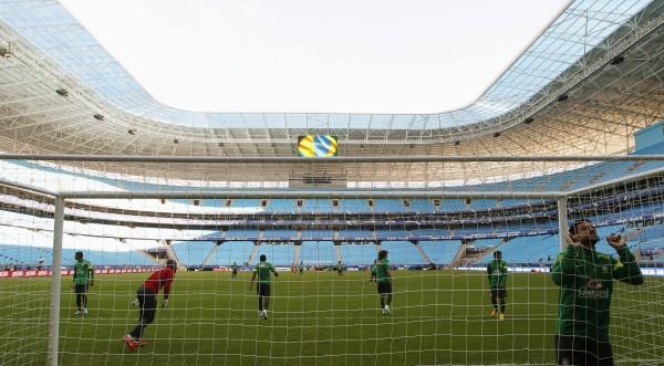 2013-06-08t194153z_746973082_gm1e9690a4x01_rtrmadp_3_soccer-world_reuters