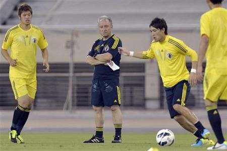 المدرب البيرتو زاكيروني في تدريب اليوم الأحد