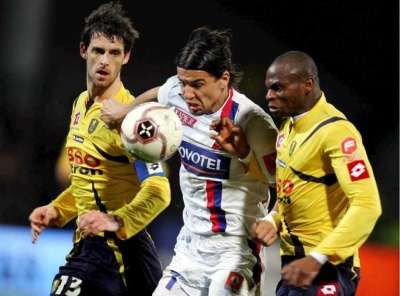 ليون و سوشو في نهائي السوبر الفرنسي