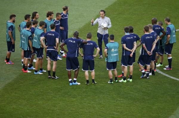 2012-06-30t173126z_427266174_lr2e86u1co4mi_rtrmadp_3_soccer-euro_reuters