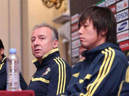 البيرتو زاكيروني في المؤتمر الصحفي 