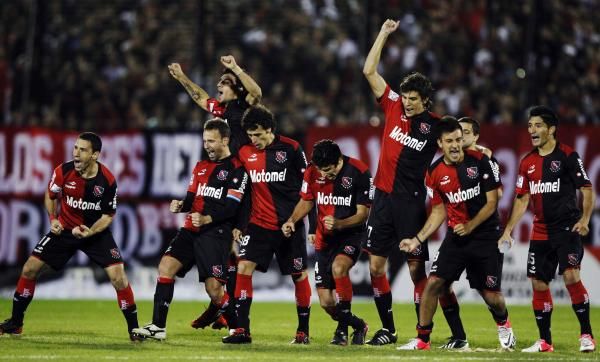 2013-05-30t015816z_1942042594_gm1e95u0rid01_rtrmadp_3_soccer-latam-libertadores_reuters