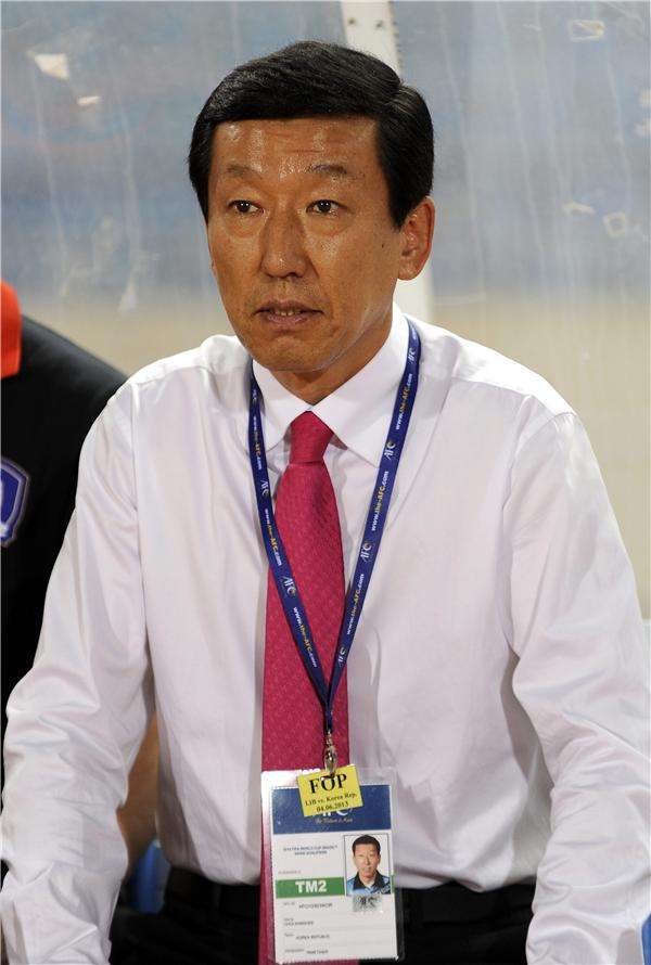 تشوي كانج هي مدرب كوريا الجنوبية