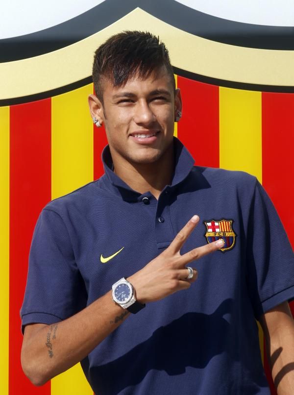 2013-06-03t173616z_1377672044_gm1e96404du01_rtrmadp_3_spain-neymar-barcelona_reuters