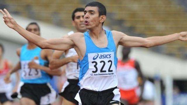 العداء الكويتي محمد العازمي