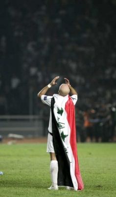 باسم عباس المدافع الأفضل