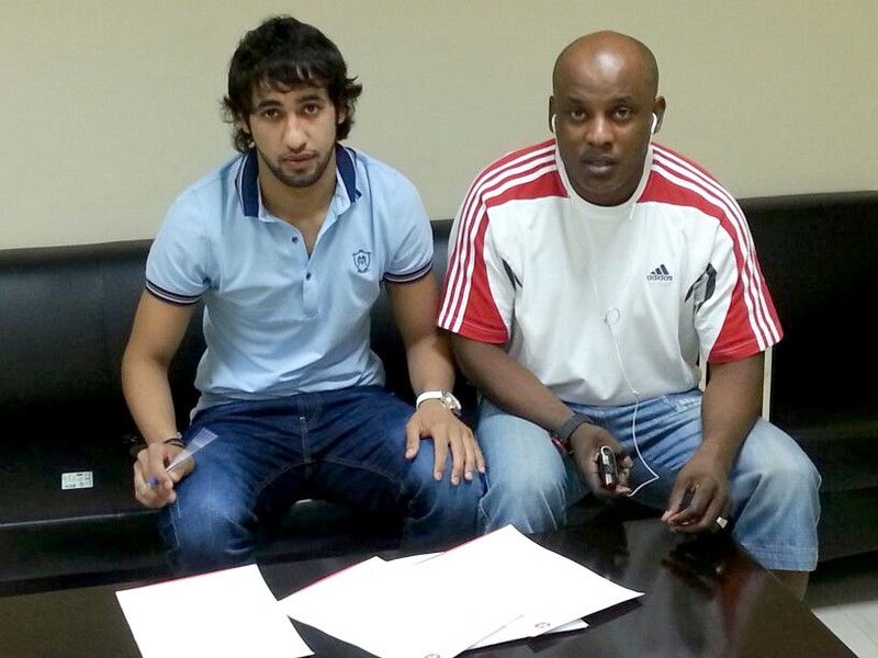 اللاعب إبراهيم عبد الله مع المدرب جمعة مطر