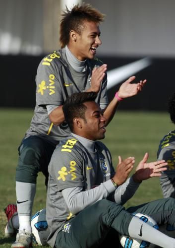 تدريب منتخب البرازيل قبل انطلاق البطولة