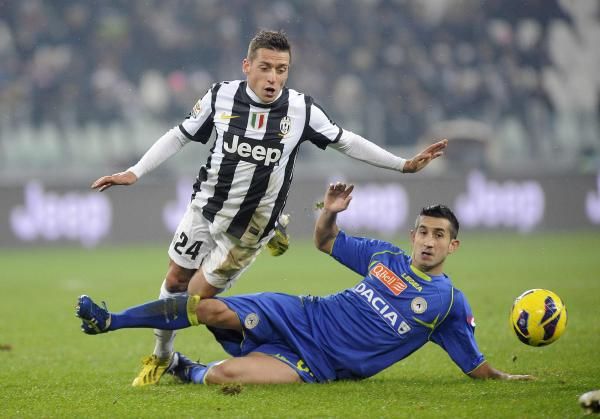 2013-01-19t213711z_922359683_gm1e91k0fj001_rtrmadp_3_soccer-italy_reuters