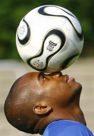 2006-06-29t175045z_01_wcwr15_rtridsp_2_sport-soccer-world