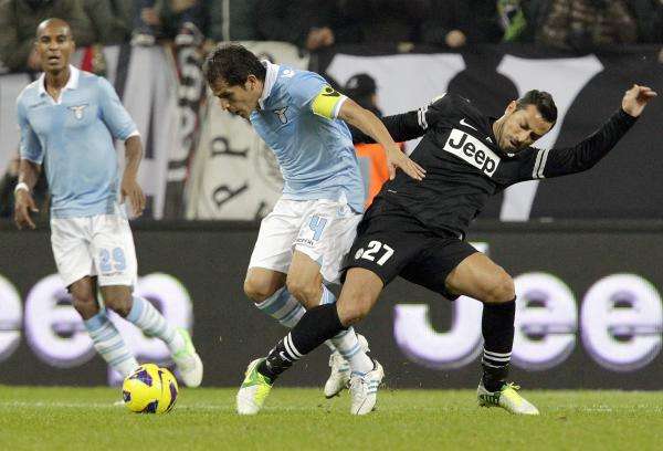 2012-11-17t174755z_1166697644_gm1e8bi04z301_rtrmadp_3_soccer-italy_reuters