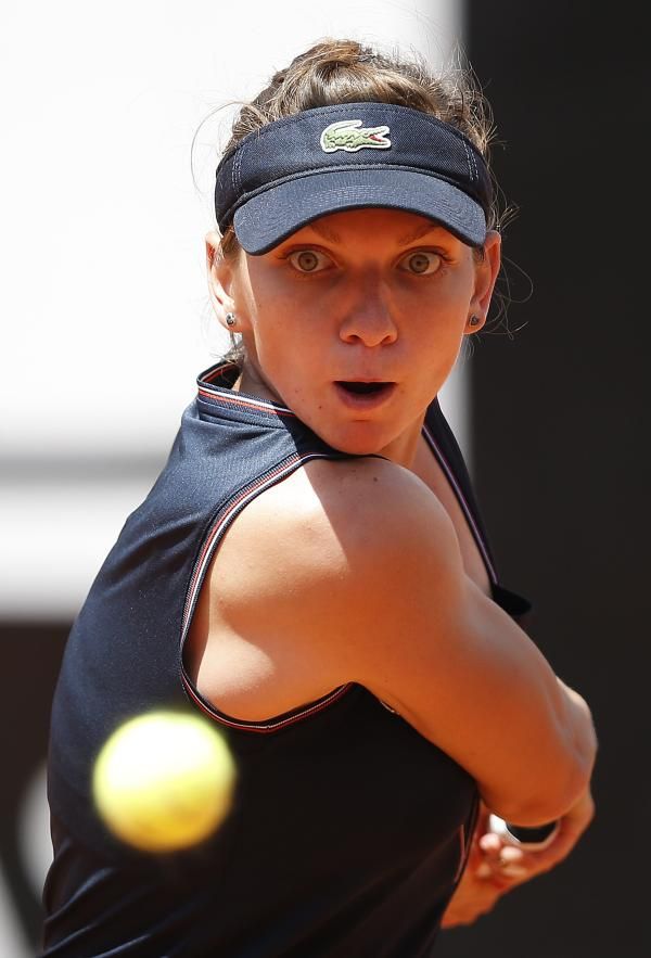 2013-05-18t121235z_2104193767_gm1e95i1k3a01_rtrmadp_3_tennis-women-rome_reuters