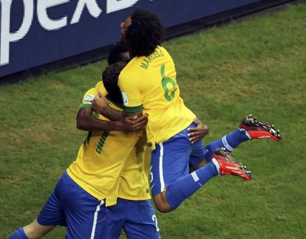 2013-06-15t213219z_1782999493_tb3e96f1ntp2b_rtrmadp_3_soccer-confederations_reuters