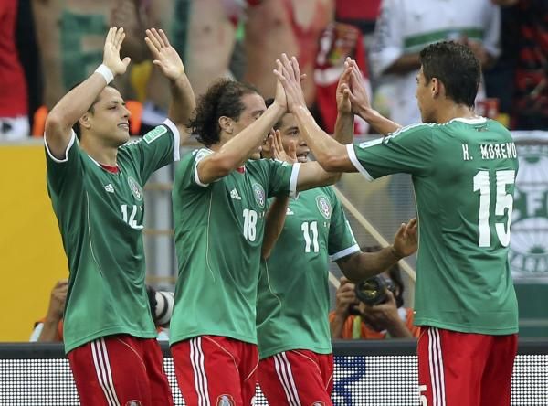 2013-06-16t195048z_1549130600_tb3e96g1j4if2_rtrmadp_3_soccer-confederations_reuters