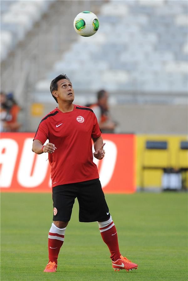 مدرب تاهيتي إيدي ايتايتا 