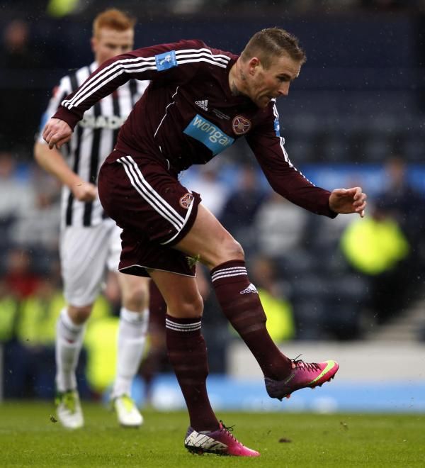 2013-03-17t153143z_1536955876_gm1e93h1tbq01_rtrmadp_3_soccer-scotland_reuters