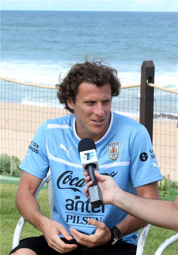 فورلان خلال حديثه للإعلاميين اليوم