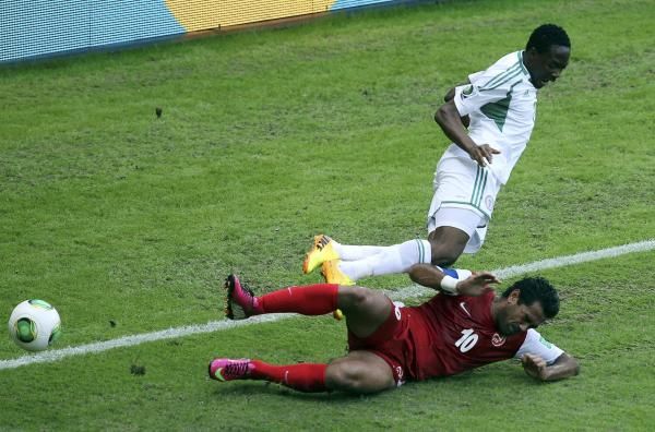 نيكولاس فالار أمام منتخب نيجيريا