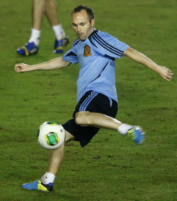 2013-06-18t225609z_1837686035_gm1e96j0j6r01_rtrmadp_3_soccer-confederations_reuters
