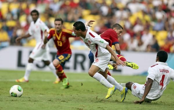 2013-06-20t193735z_1685090094_tb3e96k1iihsy_rtrmadp_3_soccer-confederations_reuters