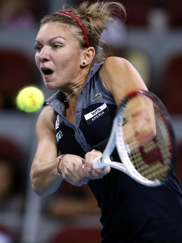 2012-10-01t111845z_1811404594_gm1e8a11hlk01_rtrmadp_3_tennis-women-beijing_reuters