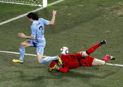 2010-07-10t193909z_01_wca425_rtridsp_3_soccer-world_reuters