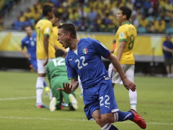 2013-06-22t202115z_1263789733_tb3e96m1kj8au_rtrmadp_3_soccer-confederations_reuters