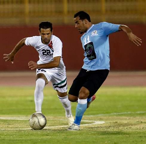 من إحدى مباريات المسابقات المحلية