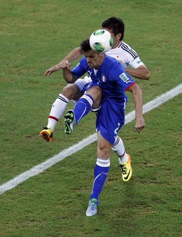 2013-06-19t221621z_1395182003_tb3e96j1pv4gq_rtrmadp_3_soccer-confederations_reuters