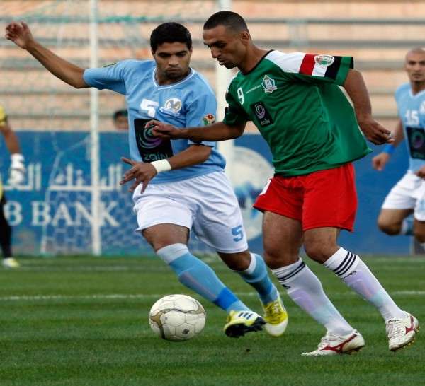 من إحدى لقاءات الفيصلي والوحدات