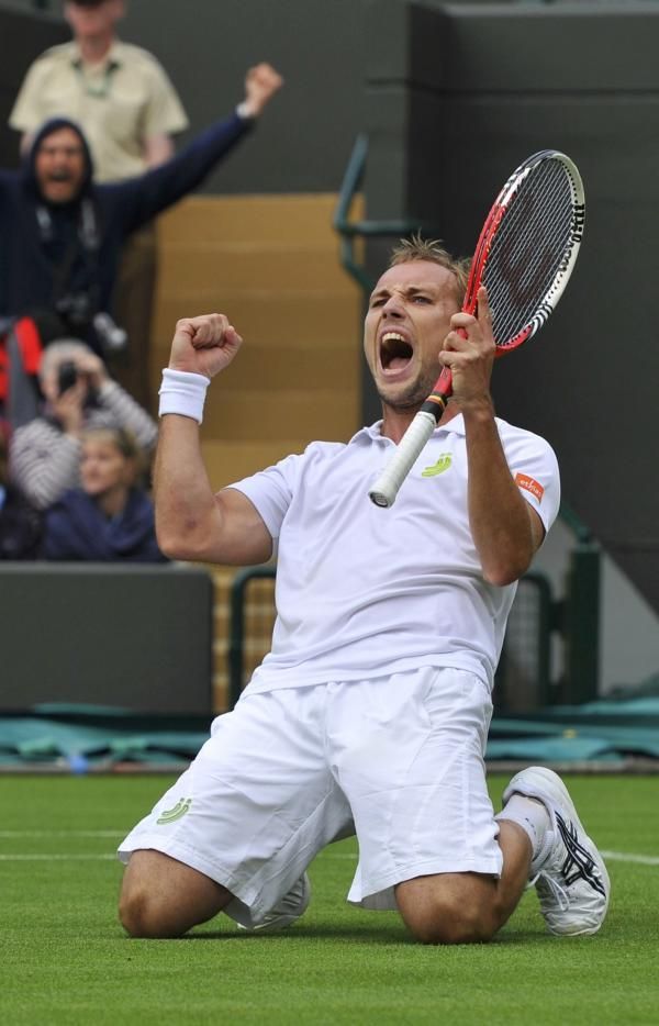 2013-06-24t174937z_1328627548_lr2e96o1diean_rtrmadp_3_tennis-wimbledon_reuters